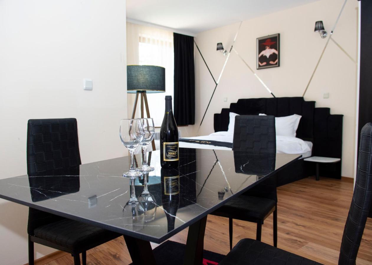 Complex Nero Aparthotel Pamporovo Kültér fotó