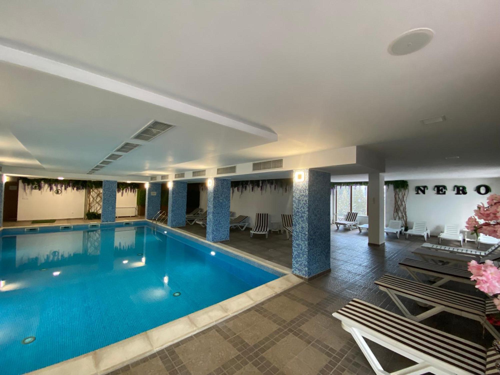 Complex Nero Aparthotel Pamporovo Kültér fotó