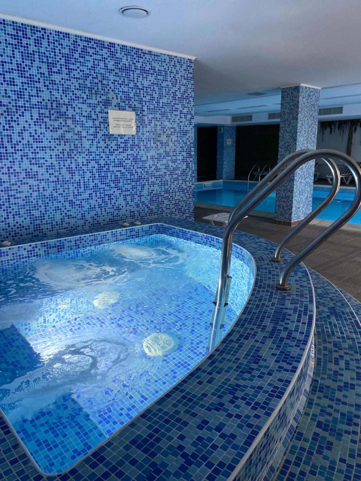 Complex Nero Aparthotel Pamporovo Kültér fotó